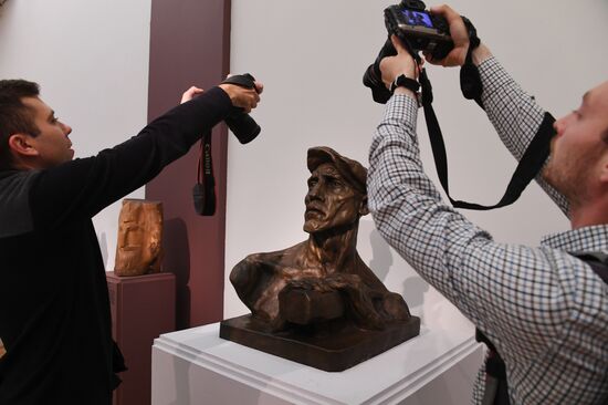 Opening of exhibitions, Mr. 1917 and Wind of Revolution: Sculpture of 1918-early 1930s