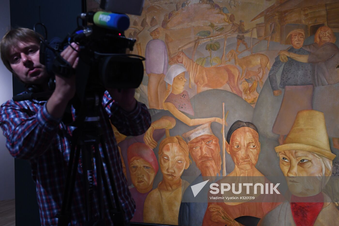Opening of exhibitions, Mr. 1917 and Wind of Revolution: Sculpture of 1918-early 1930s
