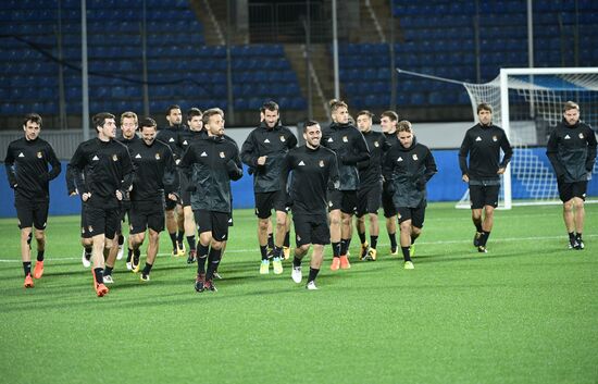 Football. UEFA Europa League. Real Sociedad's training session