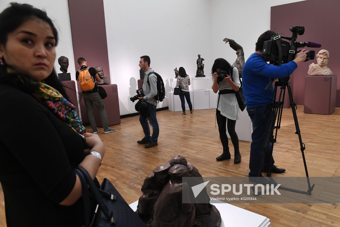 Opening of exhibitions, Mr. 1917 and Wind of Revolution: Sculpture of 1918-early 1930s