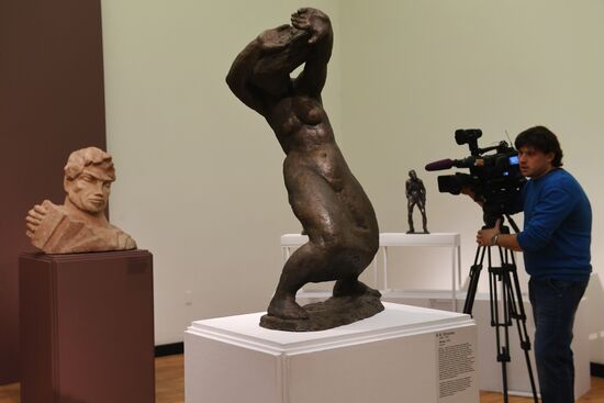 Opening of exhibitions, Mr. 1917 and Wind of Revolution: Sculpture of 1918-early 1930s