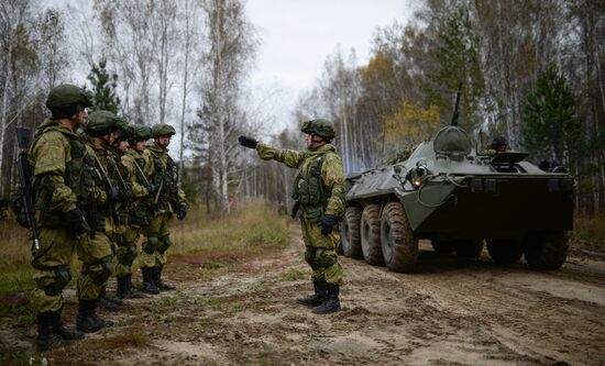 Novosibirsk air defense division of Strategic Missile Troops holds exercise