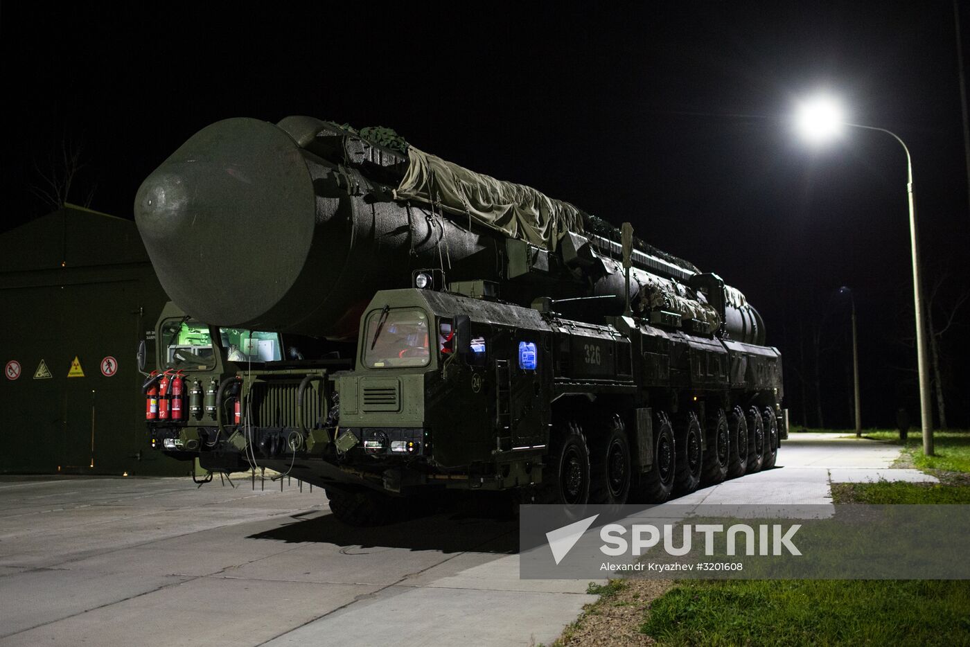 Novosibirsk air defense division of Strategic Missile Troops holds exercise
