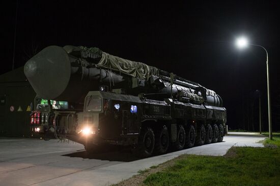 Novosibirsk air defense division of Strategic Missile Troops holds exercise