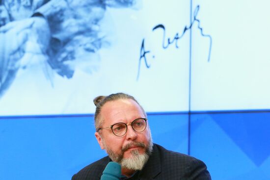 Meeting with the crew of Three Sisters