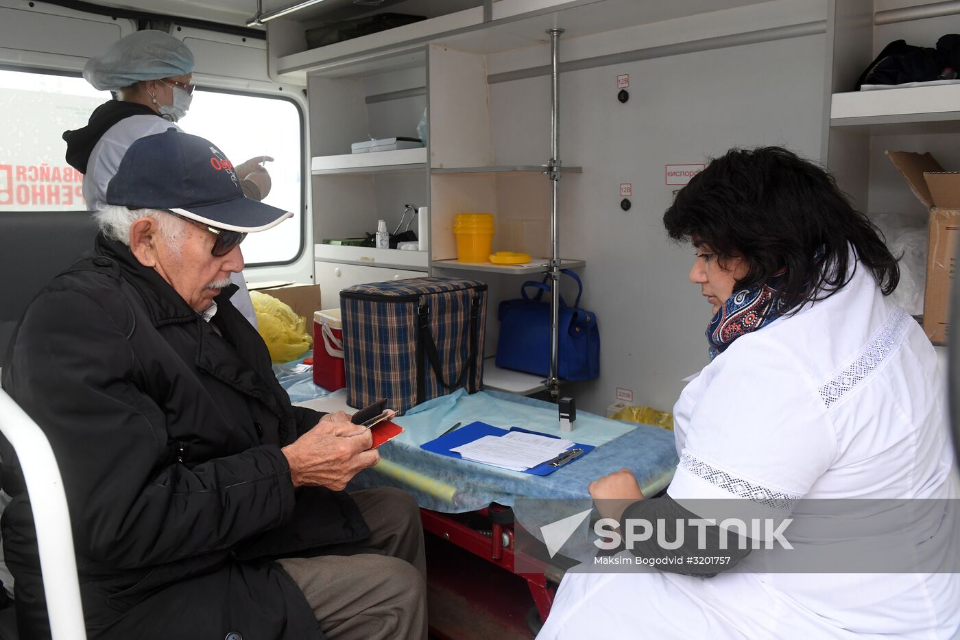 Mobile vaccination stations in Kazan