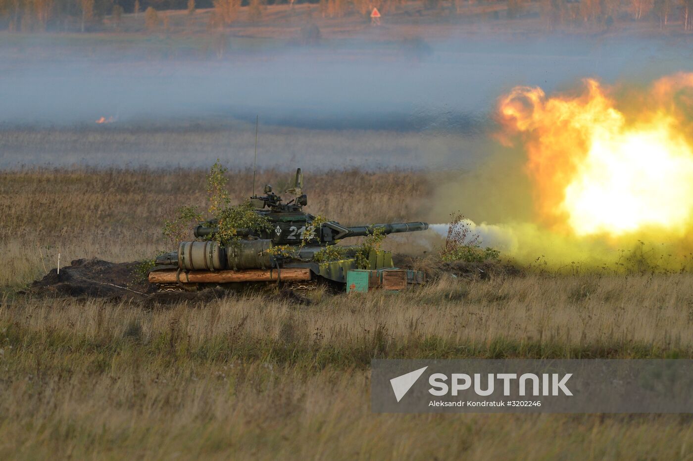 Tank exercises on Chebarkul testing grounds