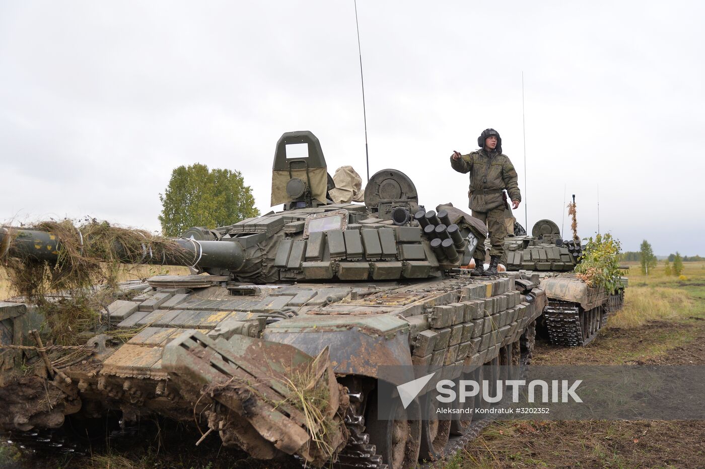 Tank exercises on Chebarkul testing grounds