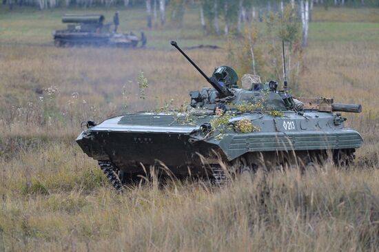 Tank exercises on Chebarkul testing grounds
