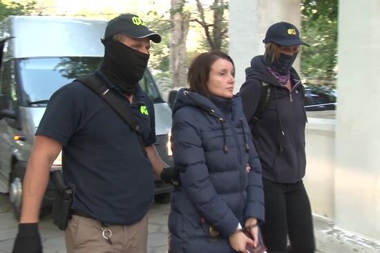 Arrest of Anna Sukhonosova, Dmitry Dolgopolov accused of high treason