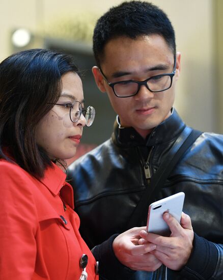 Apple's iPhone 8, iPhone 8 Plus go on sale