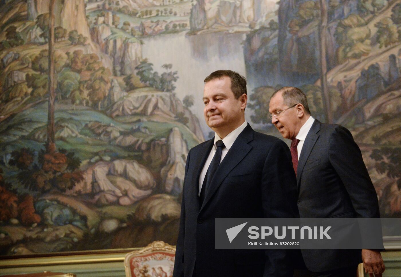 Russian Foreign Minister Sergei Lavrov meets with Serbian counterpart, Ivica Dacic