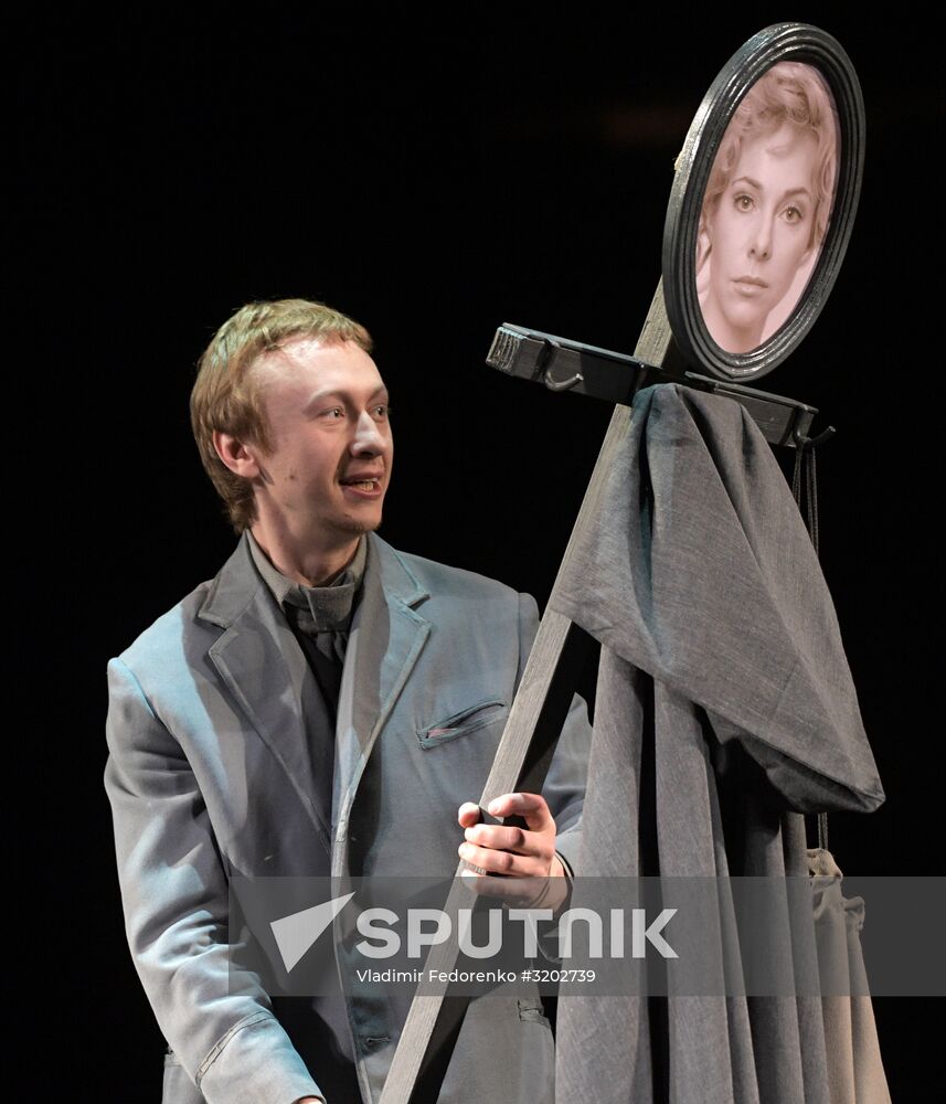 Pre-premiere showing of Idiot at Mossovet Theater