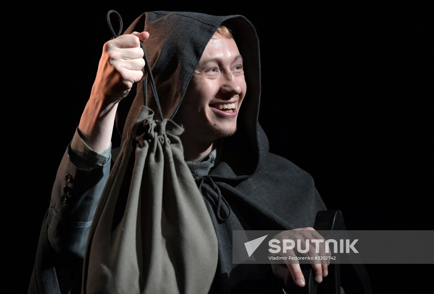 Pre-premiere showing of Idiot at Mossovet Theater