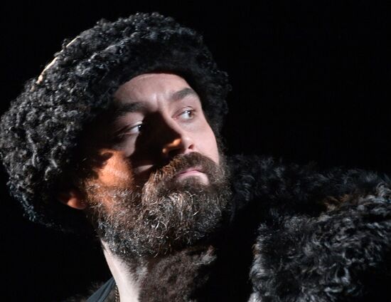 Pre-premiere showing of Idiot at Mossovet Theater