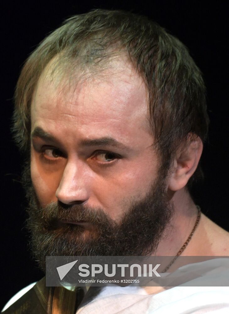 Pre-premiere showing of Idiot at Mossovet Theater