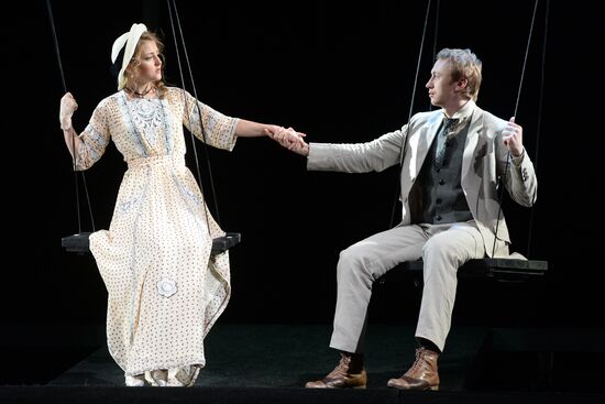 Pre-premiere showing of Idiot at Mossovet Theater