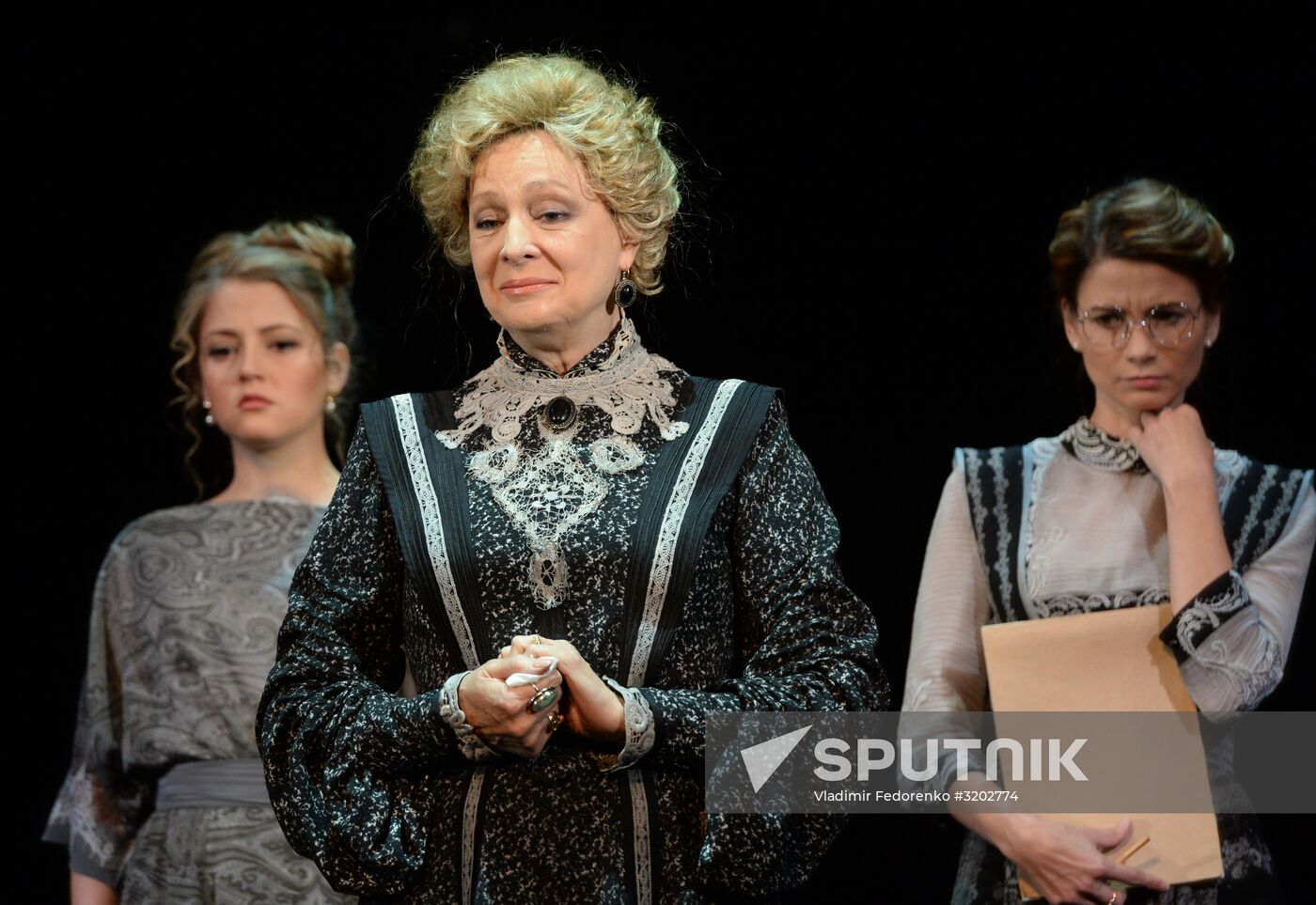 Pre-premiere showing of Idiot at Mossovet Theater
