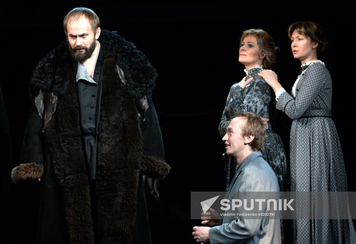 Pre-premiere showing of Idiot at Mossovet Theater