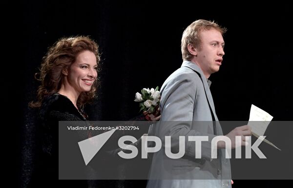 Pre-premiere showing of Idiot at Mossovet Theater