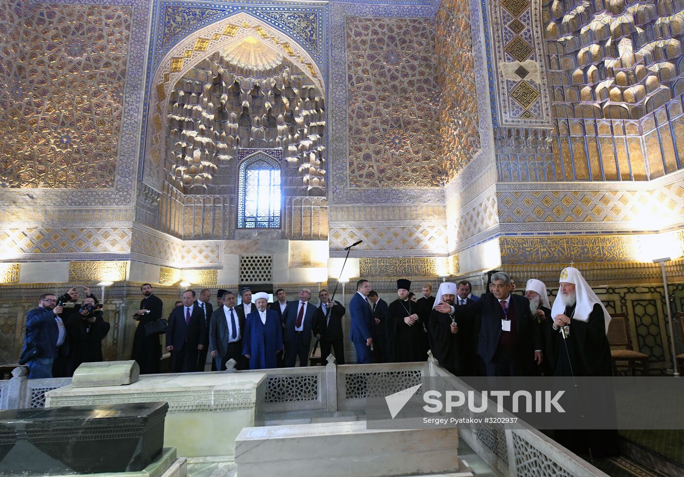 Patriarch Kirill visits Uzbekistan diocese