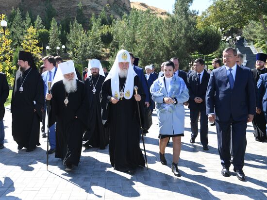 Patriarch Kirill visits Uzbekistan diocese