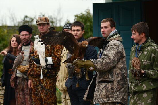 Russian nationwide contest among hunters with hunting birds, Gathering of Falconers 2017