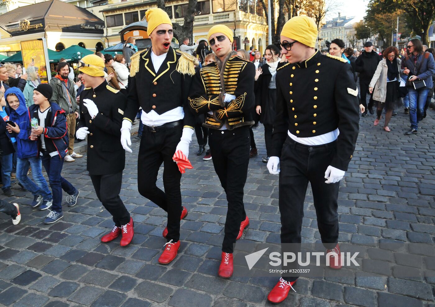 Golden Lion theatrical festival in Lviv