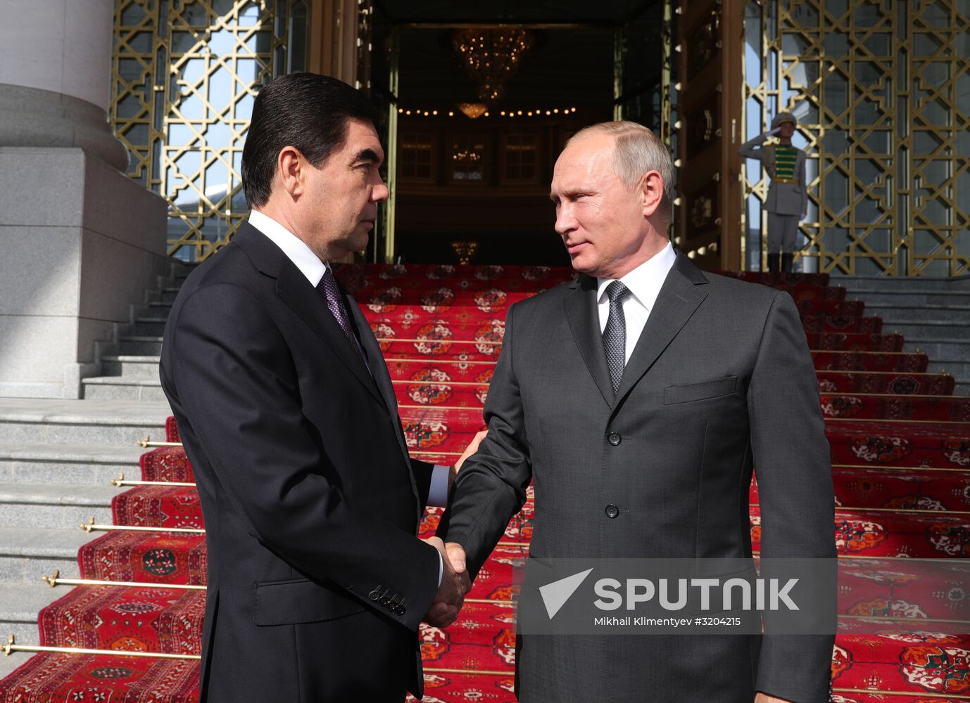 Russian President Vladimir Putin visits Turkmenistan