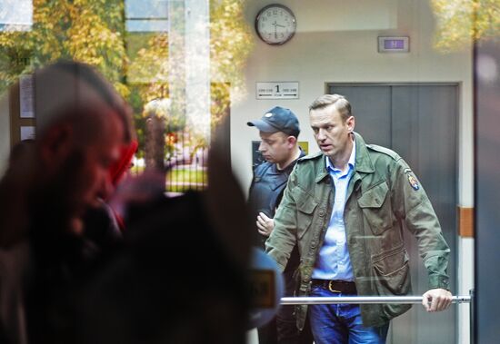Hearing on an administrative case against Alexei Navalny in Simonovsky Court