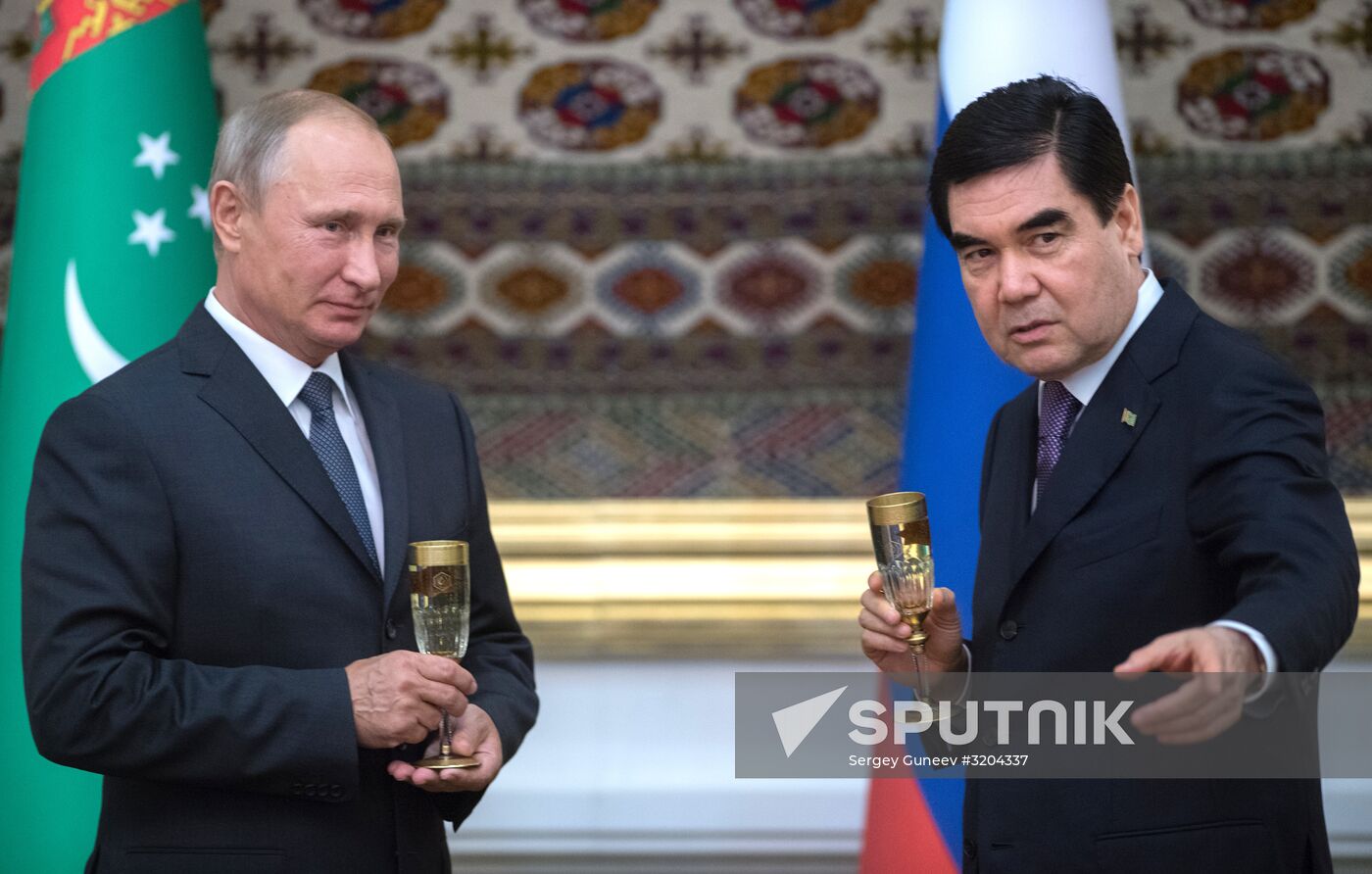 Russian President Vladimir Putin visits Turkmenistan