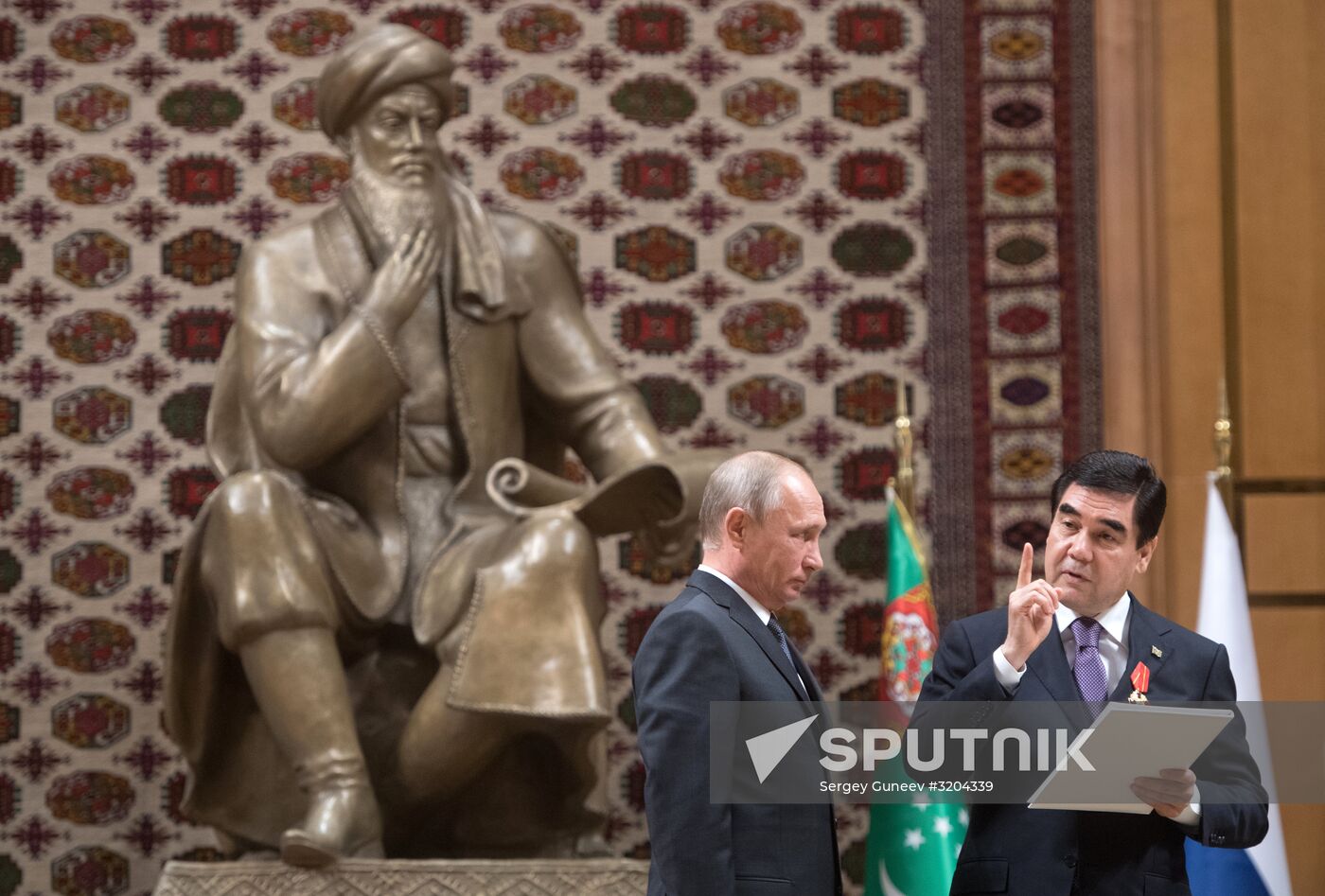 Russian President Vladimir Putin visits Turkmenistan