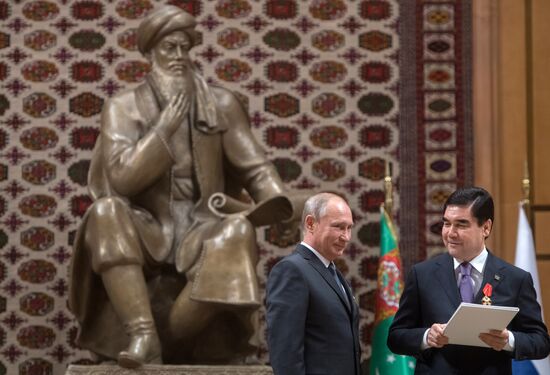 Russian President Vladimir Putin visits Turkmenistan
