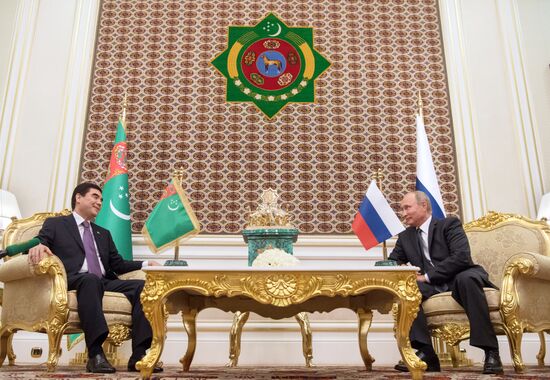 Russian President Vladimir Putin visits Turkmenistan