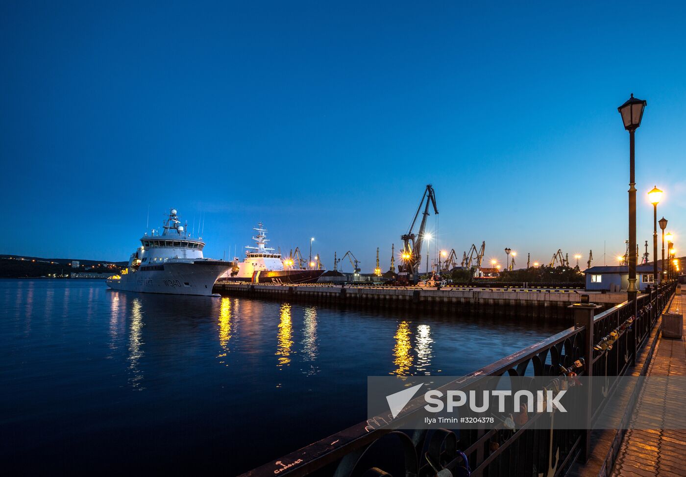 Ships in Kola Bay harbors