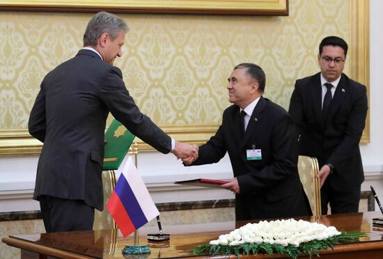 President Vladimir Putin's official visit to Turkmenistan