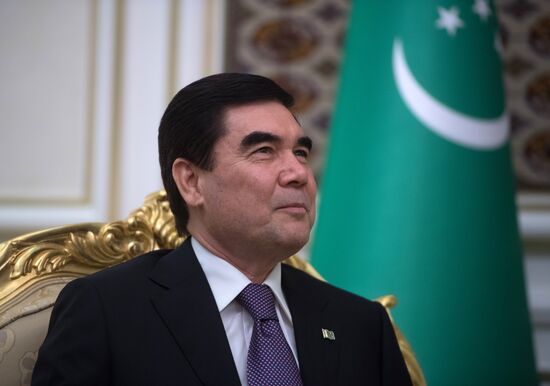 Russian President Vladimir Putin visits Turkmenistan