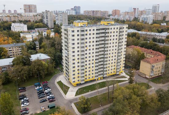 First houses for participants in relocation program
