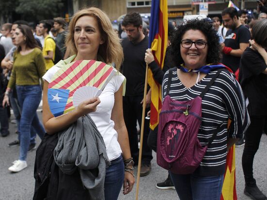 General strike in Barcelona in support of Catalan independence referendum