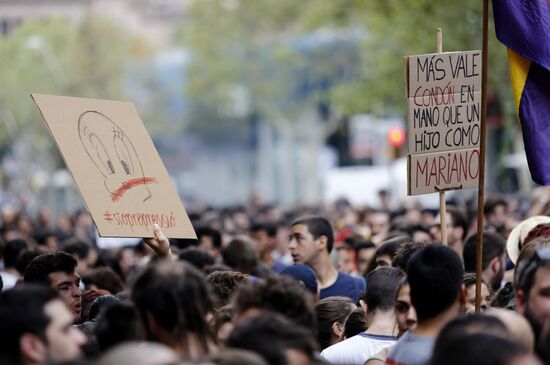 General strike in Barcelona in support of Catalan independence referendum