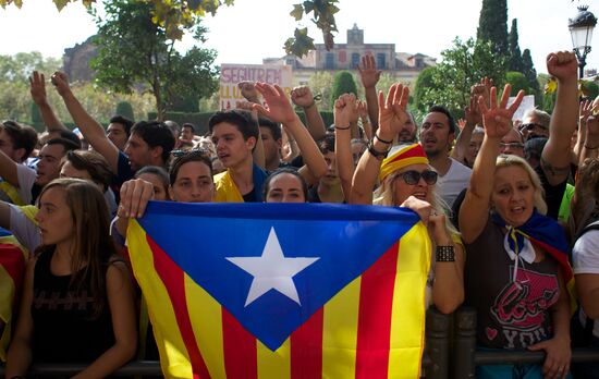 General strike in Barcelona in support of Catalan independence referendum