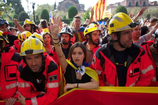 General strike in Barcelona in support of Catalan independence referendum