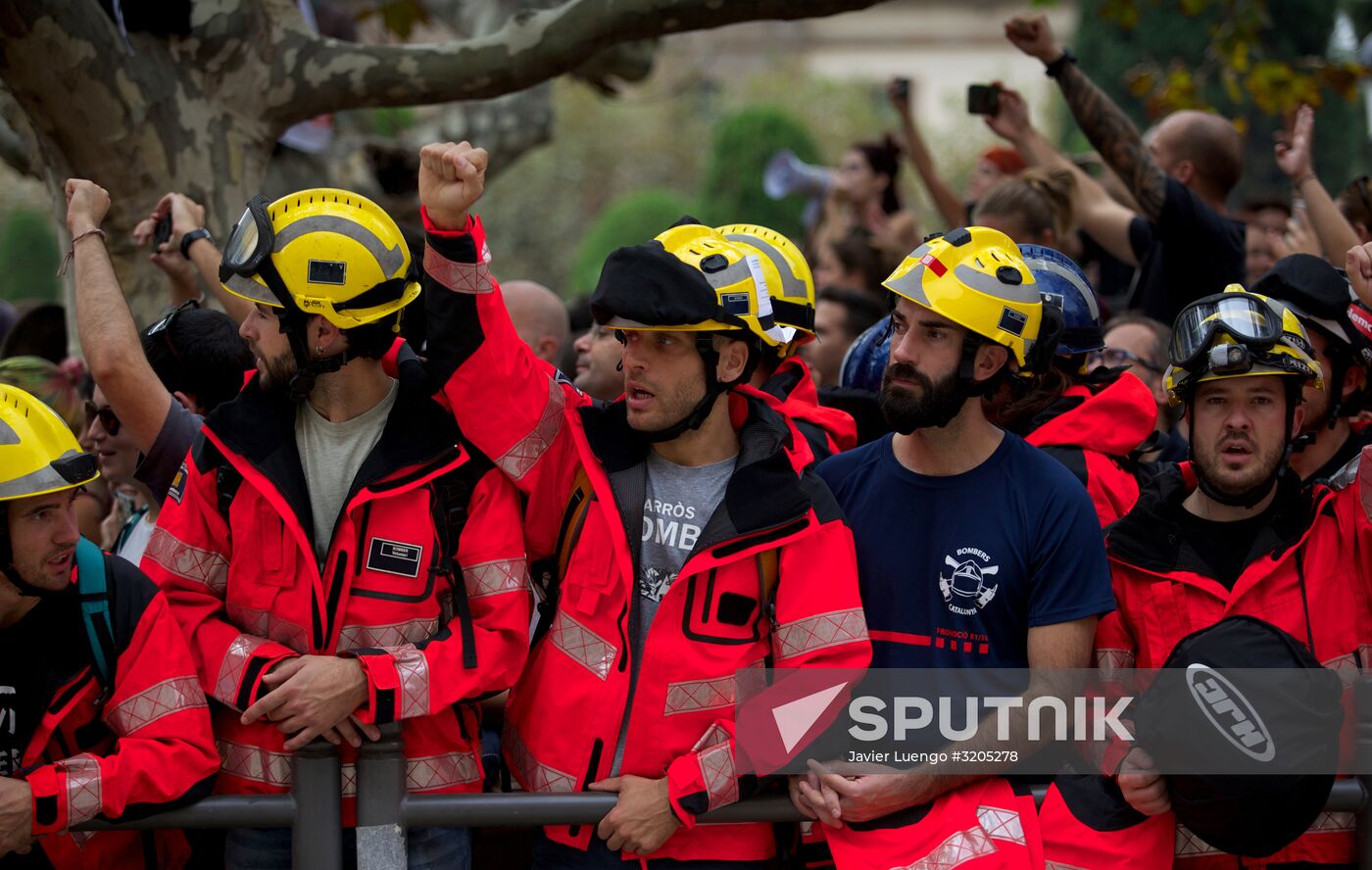 General strike in Barcelona in support of Catalan independence referendum