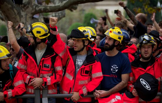 General strike in Barcelona in support of Catalan independence referendum