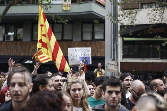 General strike in Barcelona in support of Catalan independence referendum