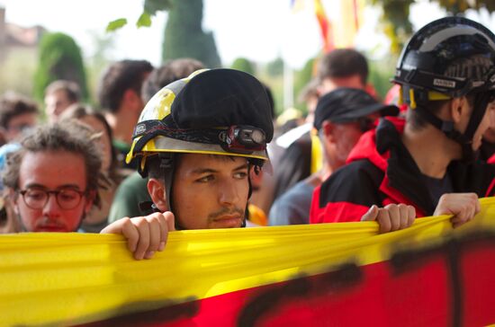 General strike in Barcelona in support of Catalan independence referendum