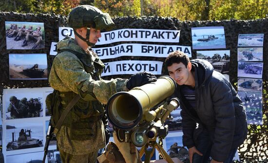 Conscript Day in Vladivostok