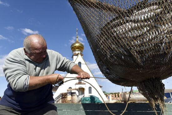 Fishing in Crimea