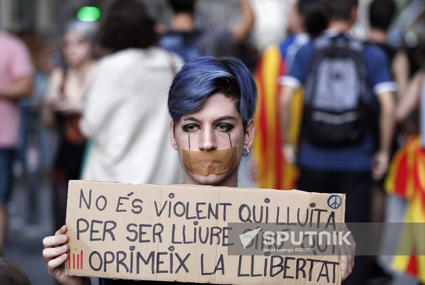 General strike in Barcelona in support of Catalan independence referendum