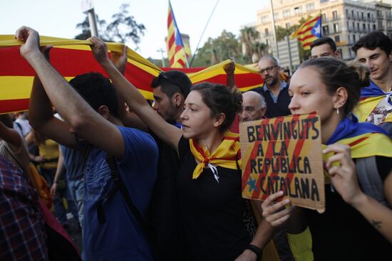 General strike in Barcelona in support of Catalan independence referendum